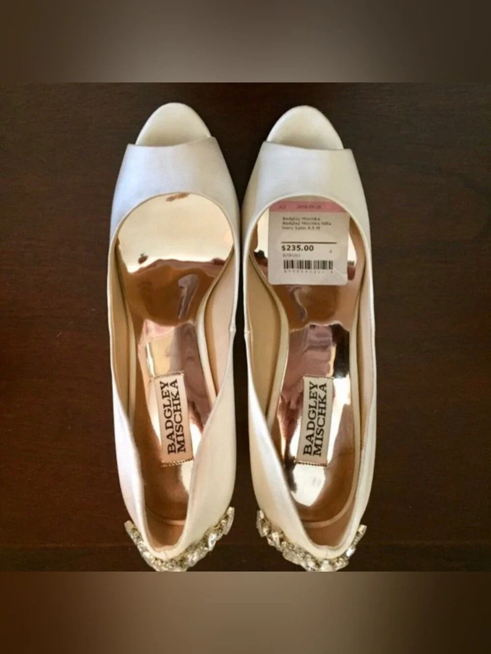 Badgley Mischka reposhing this